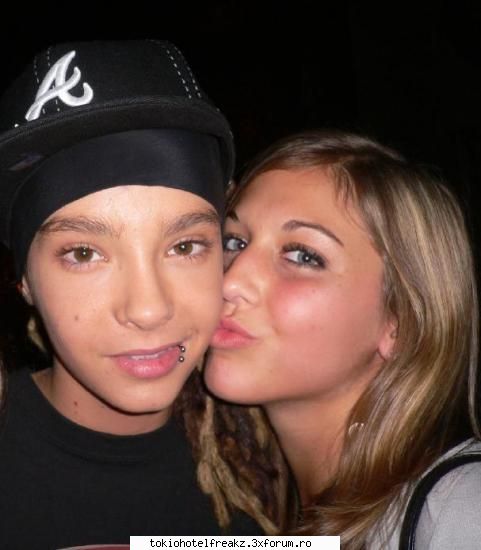 Tom Kaulitz - OM Ai zice celei potrivite "Te iubesc"? Tom: Daca - All about Tom
